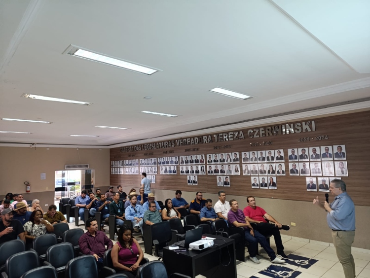 &quot;FRUTOS DO ARAGUAIA: UNIÃO PELA INDÚSTRIA DA AGRICULTURA FAMILIAR&quot;