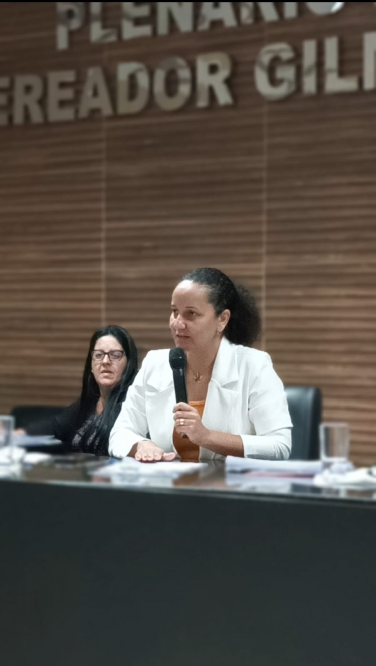 Vereadora Lucimeire Lazara indica a construção de quebra- molas nas nas entrada e saídas de confresa sentido vila rica, porto alegre do norte e xingu