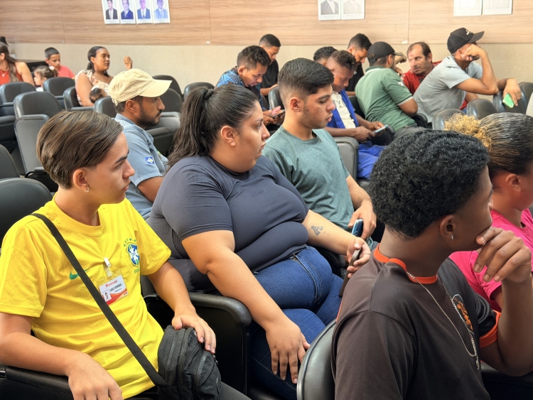 Di&aacute;logo e participa&ccedil;&atilde;o marcam reuni&atilde;o entre C&acirc;mara Municipal e comunidade esportiva de Confresa