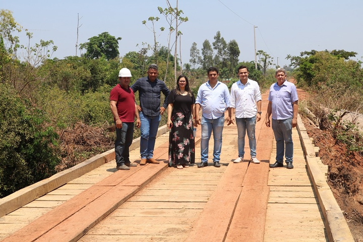 Uasley, Janete e Elton participam da inauguração da ponte do Rio Sabino