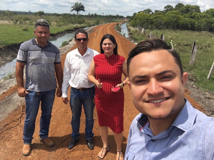 Vereadores fazem vistoria em obras do Jacaré Valente