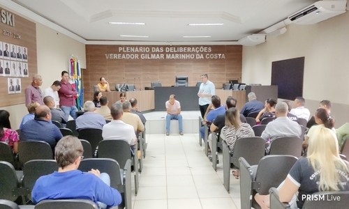 VEREADORES PARTICIPAM DE REUNIÃO PARA DEBATER SEGURANÇA NAS ESCOLAS