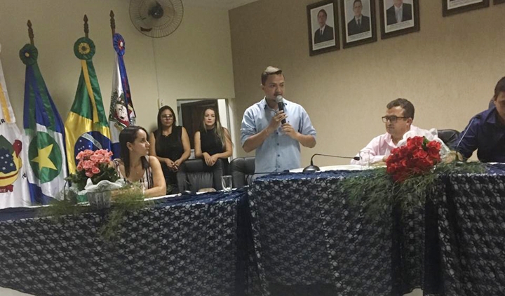 Uasley participa de abertura de Seminário da Unemat e anuncia parcerias